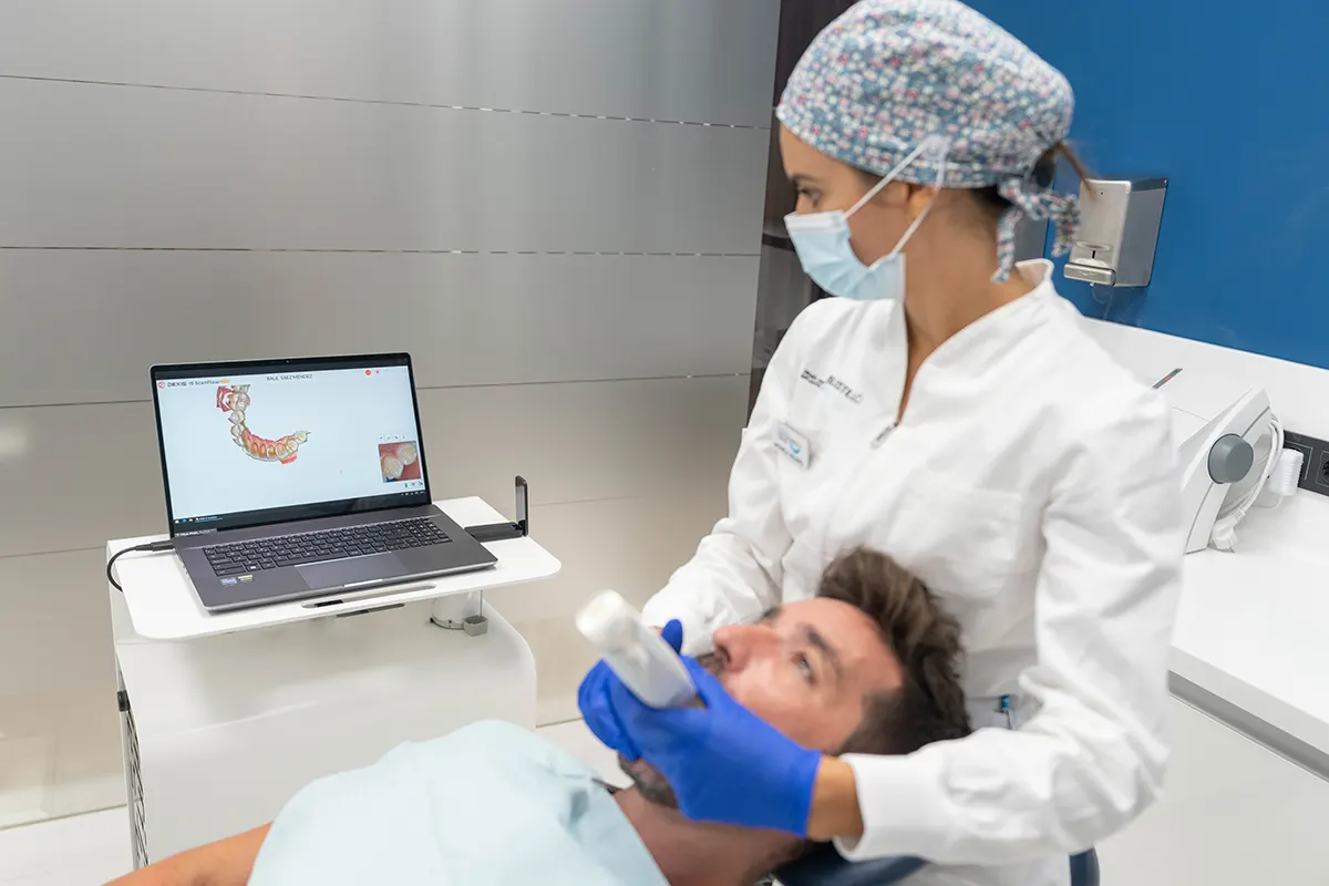 Escáner intraoral - Bustillo & López